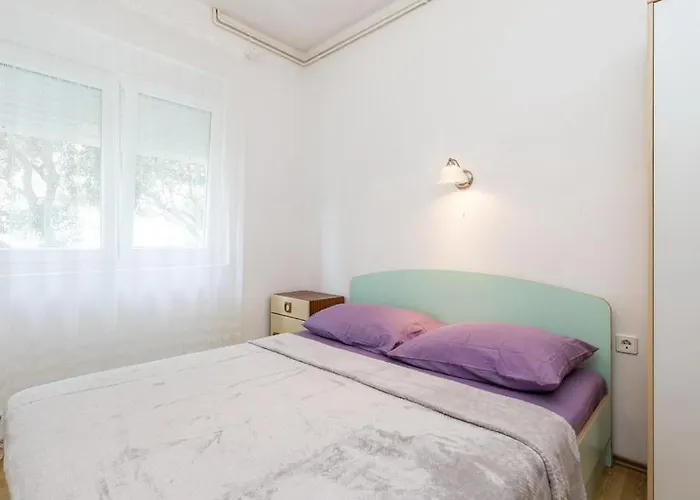 Апартаменты Jadranka Паг