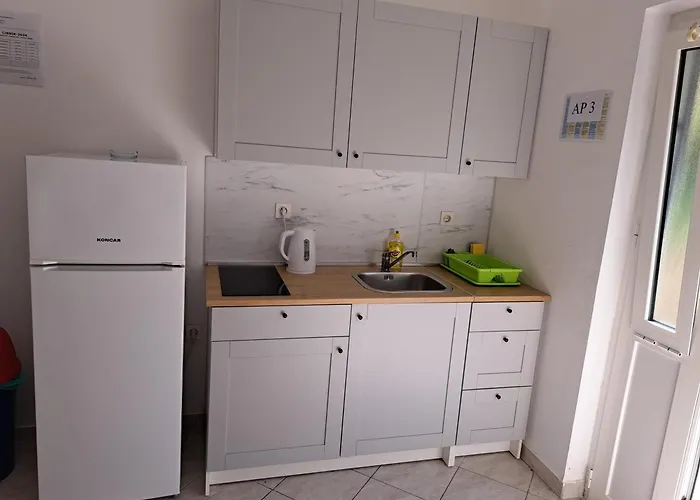 Апартаменты Jadranka Паг